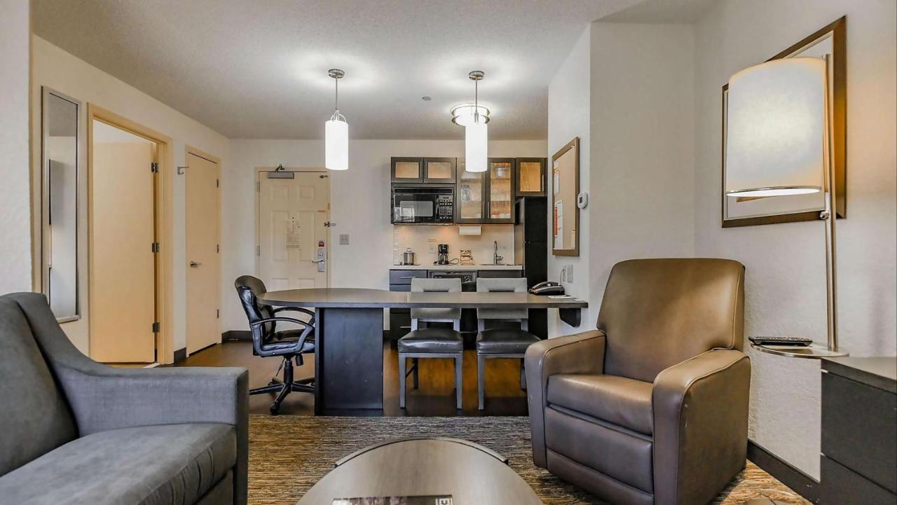 Sonesta Simply Suites Detroit Warren Luaran gambar